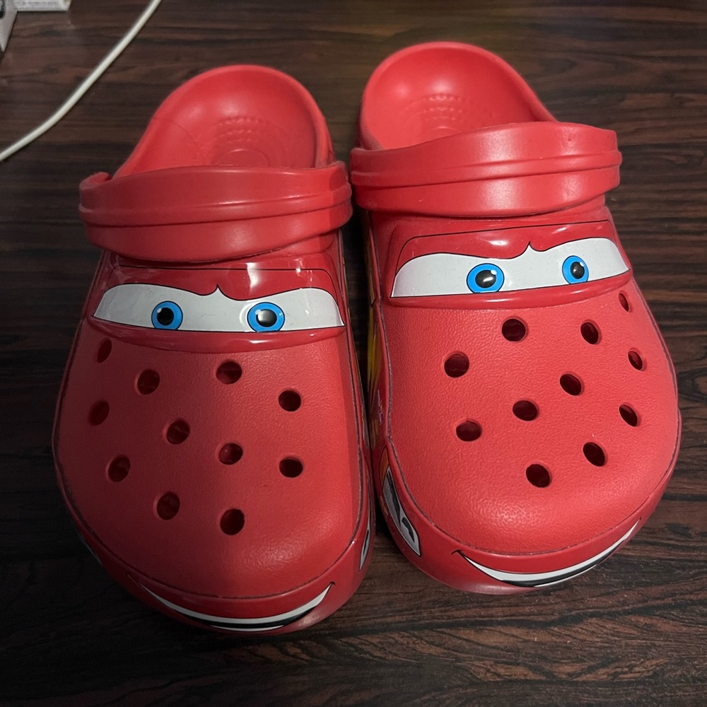 Lightning McQueen crocs